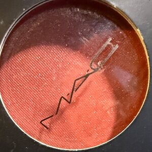 MAC Cosmetics Rich Red Blush